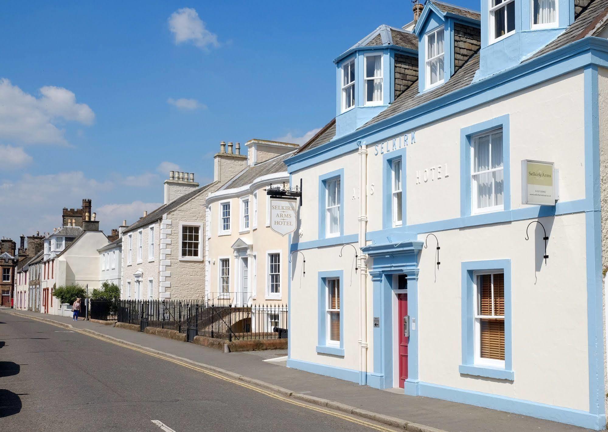 Selkirk Arms Hotel Kirkcudbright Esterno foto
